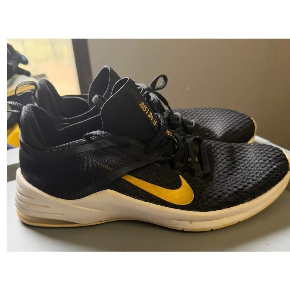 Women's Nike Shoes Sneakers 10.5 Nike Air Max Bella TR‎ 2 Running